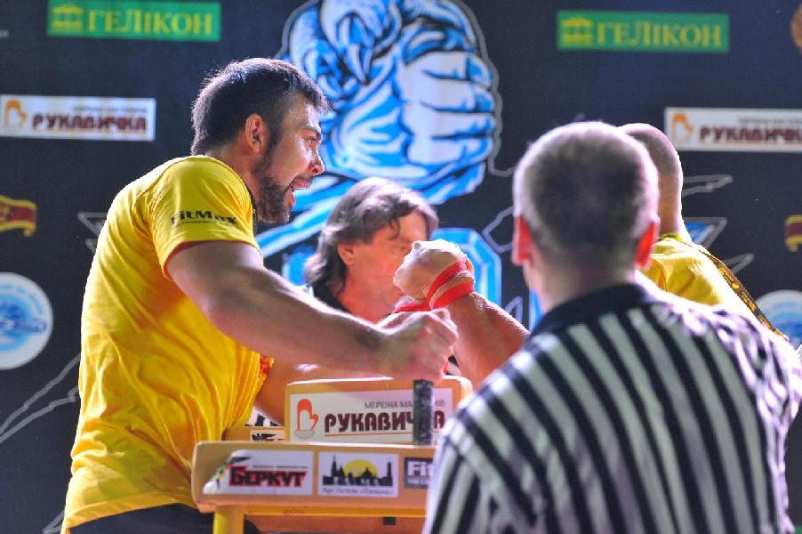 Lion Cup 2013 - Right Hand # Armwrestling # Armpower.net