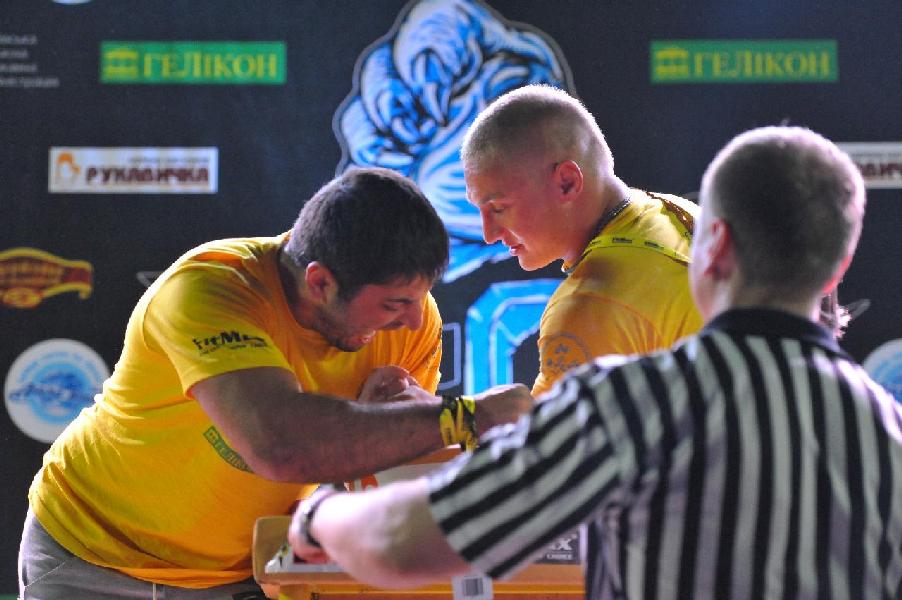 Lion Cup 2013 - Right Hand # Armwrestling # Armpower.net