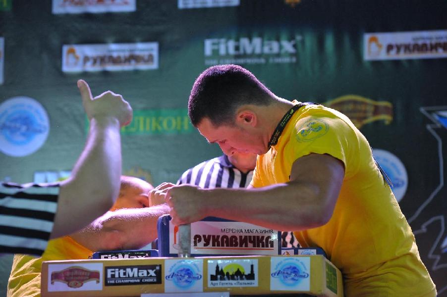 Lion Cup 2013 - Right Hand # Siłowanie na ręce # Armwrestling # Armpower.net