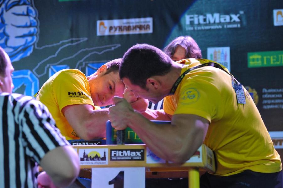 Lion Cup 2013 - Right Hand # Armwrestling # Armpower.net