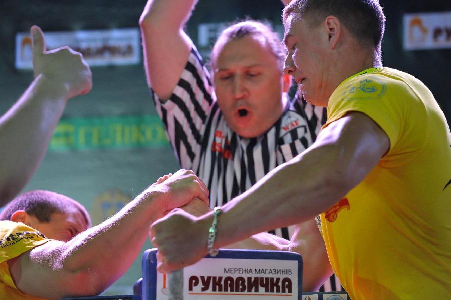 Lion Cup 2013 - Right Hand # Siłowanie na ręce # Armwrestling # Armpower.net