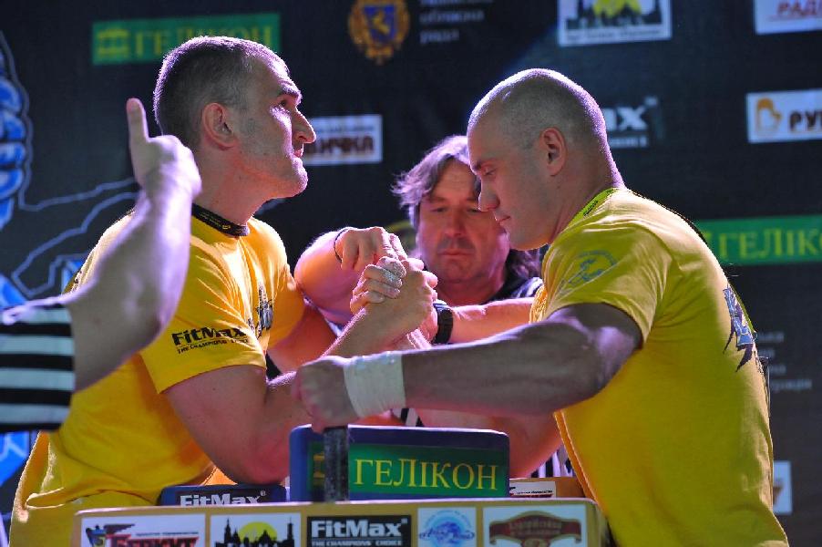 Lion Cup 2013 - Right Hand # Armwrestling # Armpower.net