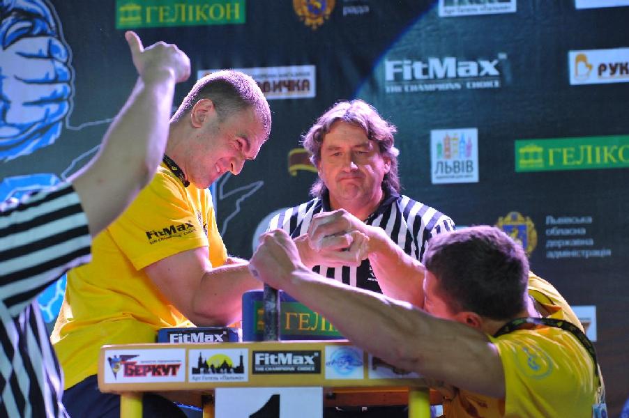 Lion Cup 2013 - Right Hand # Armwrestling # Armpower.net