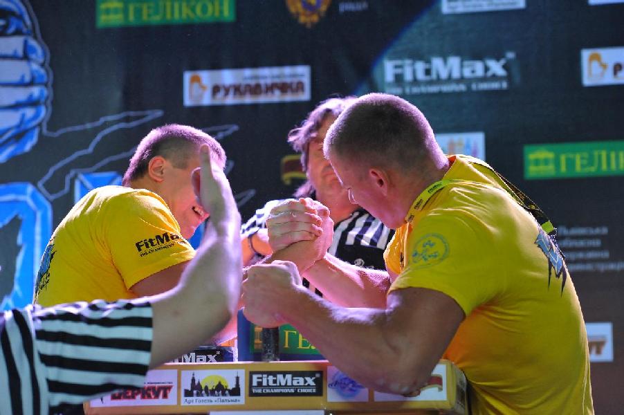 Lion Cup 2013 - Right Hand # Armwrestling # Armpower.net