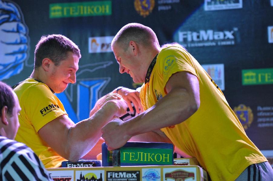 Lion Cup 2013 - Right Hand # Armwrestling # Armpower.net