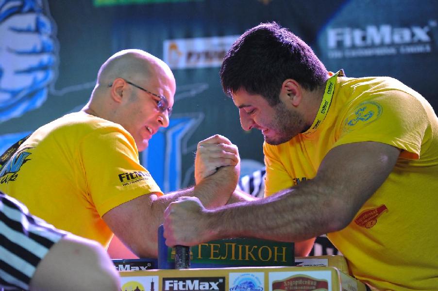 Lion Cup 2013 - Right Hand # Armwrestling # Armpower.net