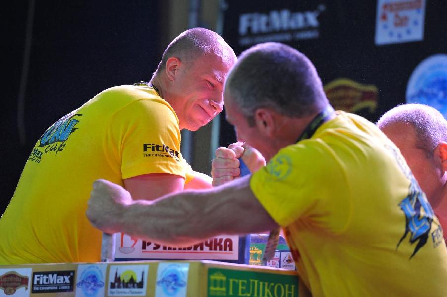 Lion Cup 2013 - Right Hand # Siłowanie na ręce # Armwrestling # Armpower.net