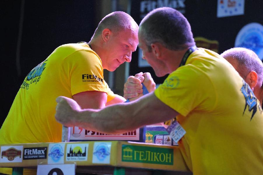 Lion Cup 2013 - Right Hand # Siłowanie na ręce # Armwrestling # Armpower.net