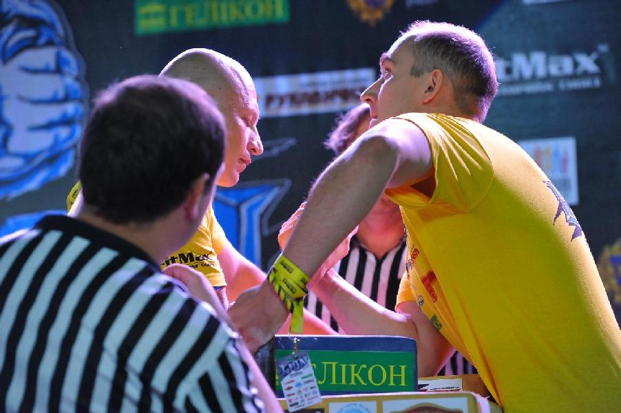 Lion Cup 2013 - Right Hand # Siłowanie na ręce # Armwrestling # Armpower.net