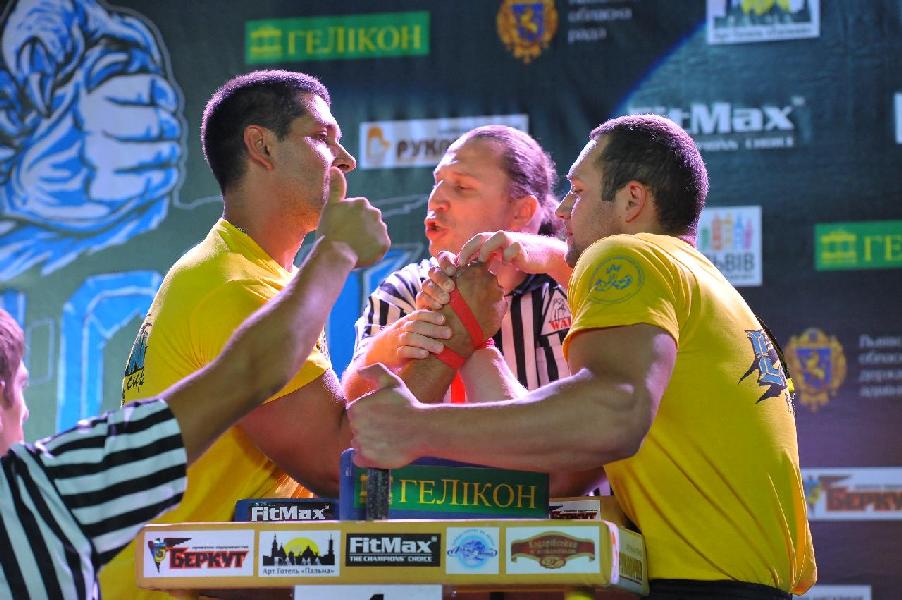 Lion Cup 2013 - Right Hand # Armwrestling # Armpower.net