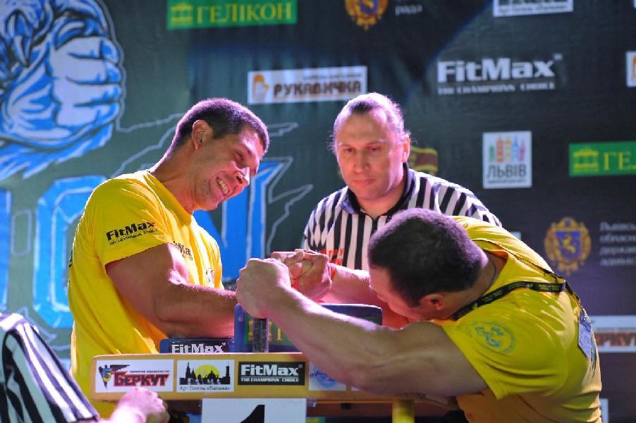 Lion Cup 2013 - Right Hand # Armwrestling # Armpower.net