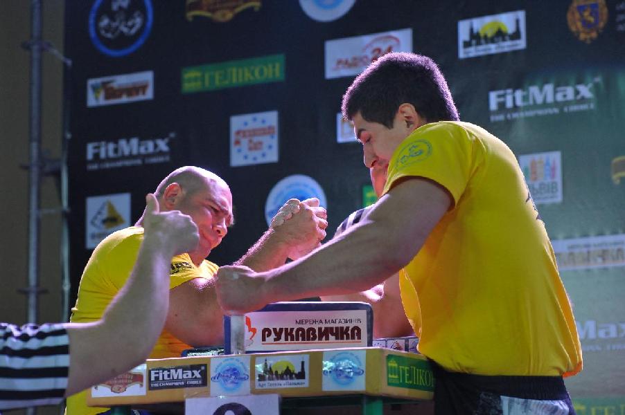 Lion Cup 2013 - Right Hand # Armwrestling # Armpower.net