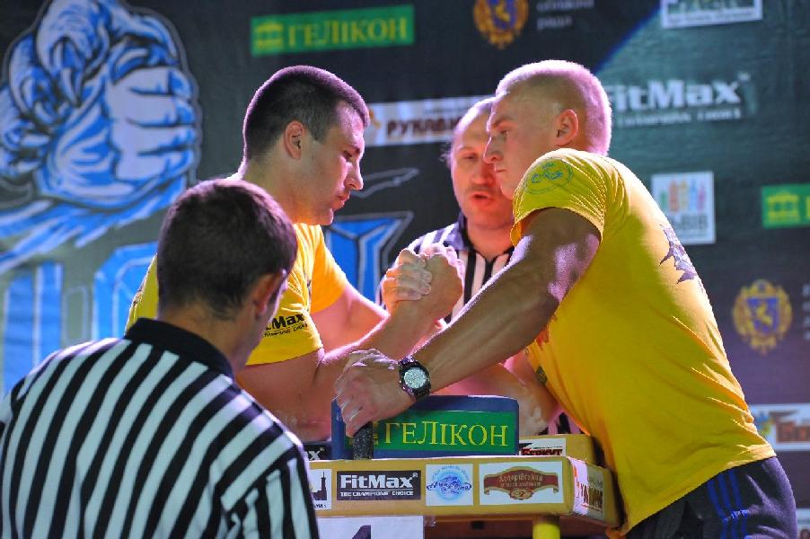 Lion Cup 2013 - Right Hand # Siłowanie na ręce # Armwrestling # Armpower.net