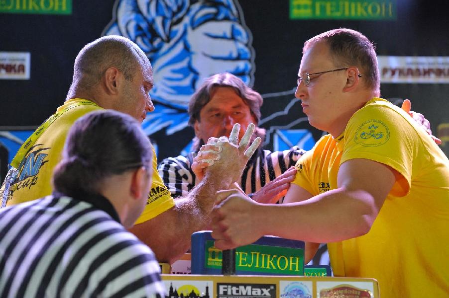 Lion Cup 2013 - Right Hand # Armwrestling # Armpower.net