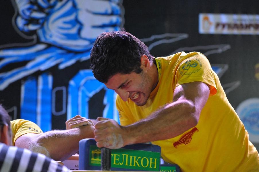 Lion Cup 2013 - Right Hand # Armwrestling # Armpower.net