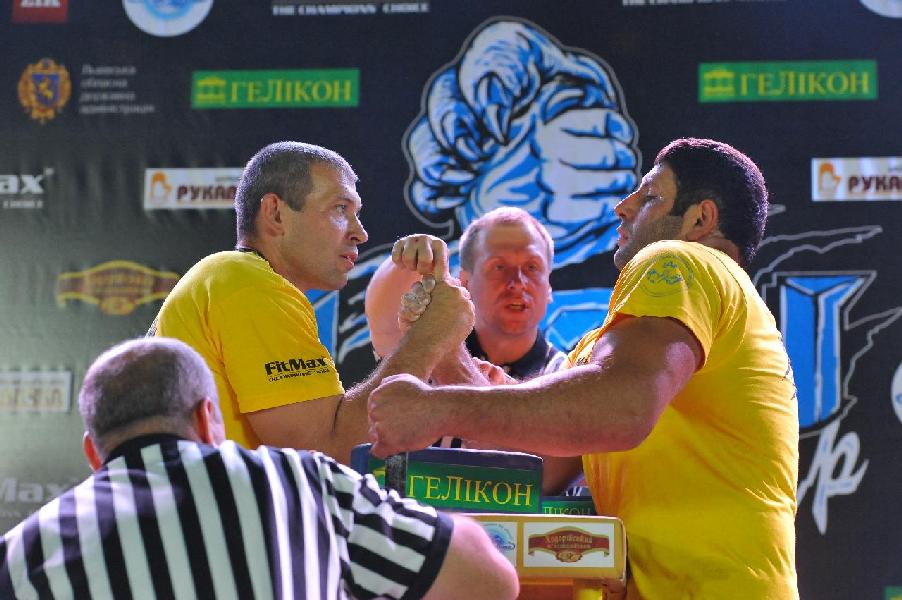 Lion Cup 2013 - Right Hand # Siłowanie na ręce # Armwrestling # Armpower.net