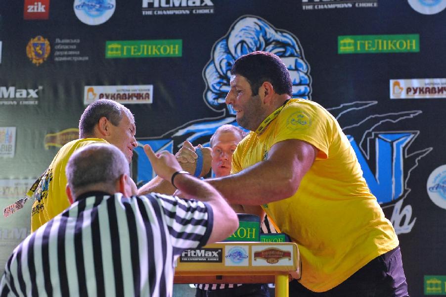 Lion Cup 2013 - Right Hand # Armwrestling # Armpower.net