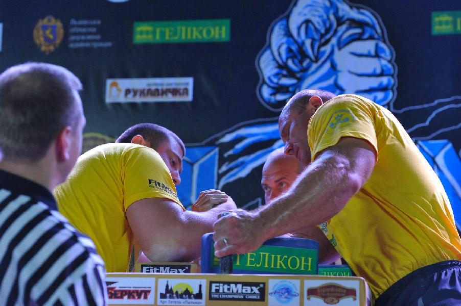 Lion Cup 2013 - Right Hand # Armwrestling # Armpower.net