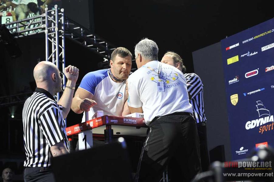 World Armwrestling Championship 2013 - day 1 # Armwrestling # Armpower.net