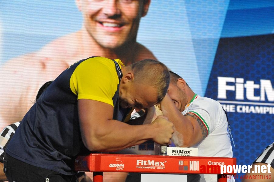 World Armwrestling Championship 2013 - day 1 - photo: Mirek # Armwrestling # Armpower.net