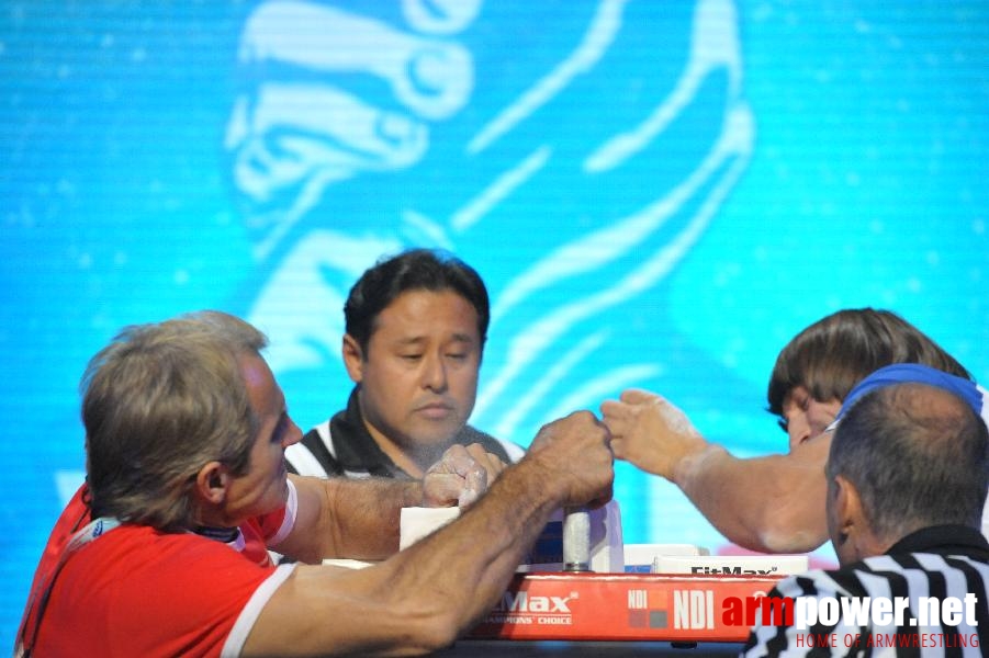 World Armwrestling Championship 2013 - day 1 - photo: Mirek # Aрмспорт # Armsport # Armpower.net