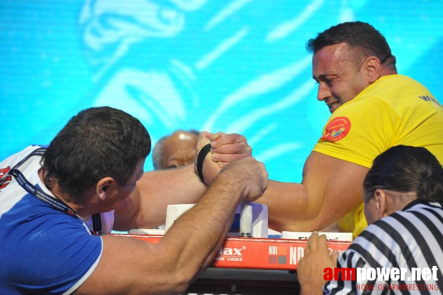 World Armwrestling Championship 2013 - day 1 - photo: Mirek # Aрмспорт # Armsport # Armpower.net