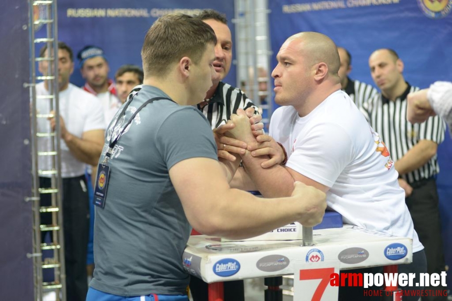 Russian National Championships 2014 - left hand # Armwrestling # Armpower.net