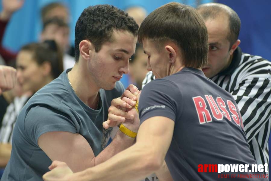 Russian National Championships 2014 - right hand # Siłowanie na ręce # Armwrestling # Armpower.net