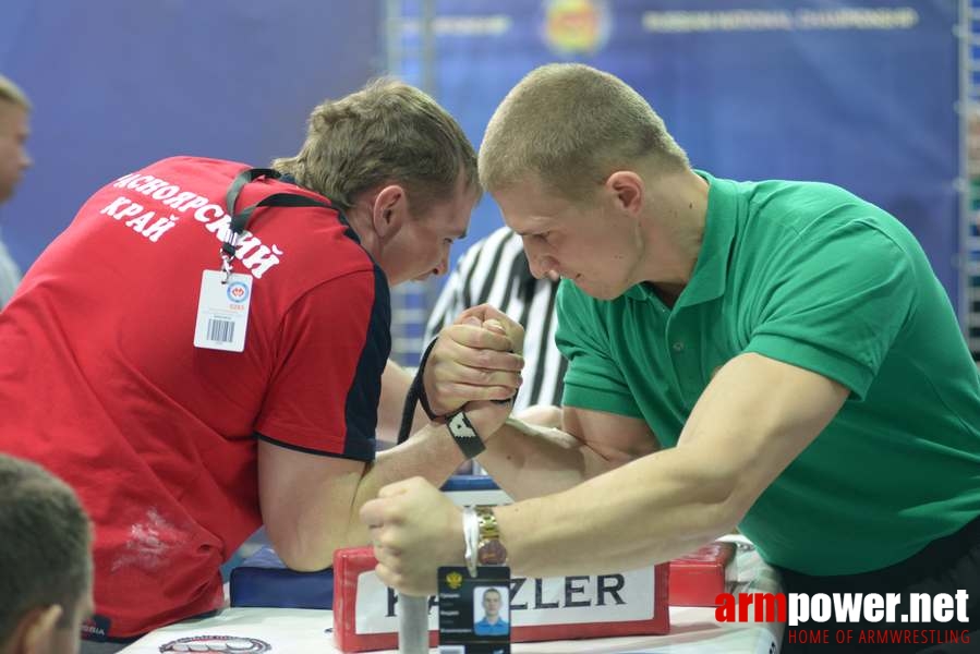 Russian National Championships 2014 - right hand # Armwrestling # Armpower.net