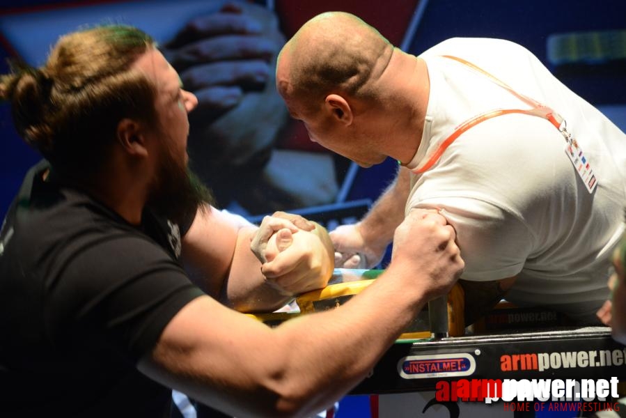 XV Puchar Polski 2014 - lewa ręka - finały # Siłowanie na ręce # Armwrestling # Armpower.net