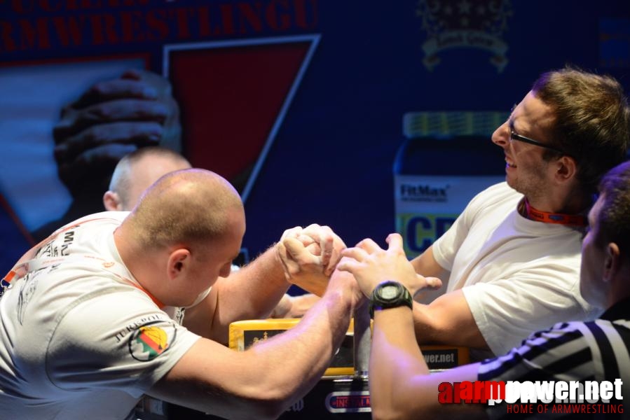 XV Puchar Polski 2014 - lewa ręka - finały # Siłowanie na ręce # Armwrestling # Armpower.net