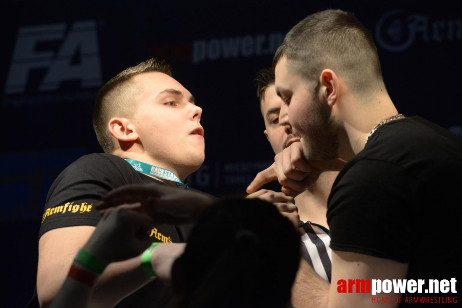 XV MISTRZOSTWA POLSKI - LEWA RĘKA # Siłowanie na ręce # Armwrestling # Armpower.net