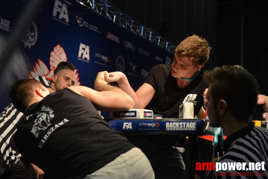 XV MISTRZOSTWA POLSKI - PRAWA RĘKA # Siłowanie na ręce # Armwrestling # Armpower.net