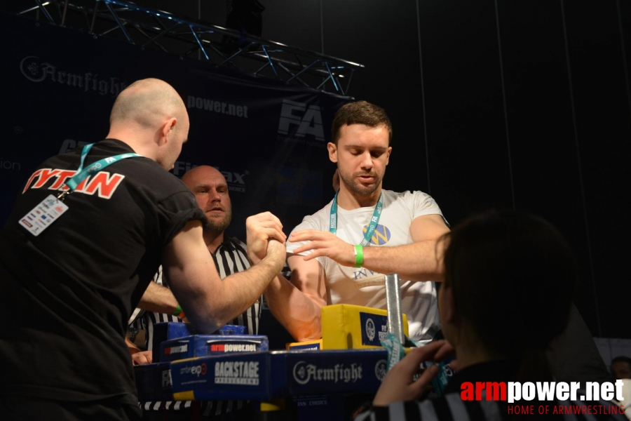 XV MISTRZOSTWA POLSKI - PRAWA RĘKA # Siłowanie na ręce # Armwrestling # Armpower.net