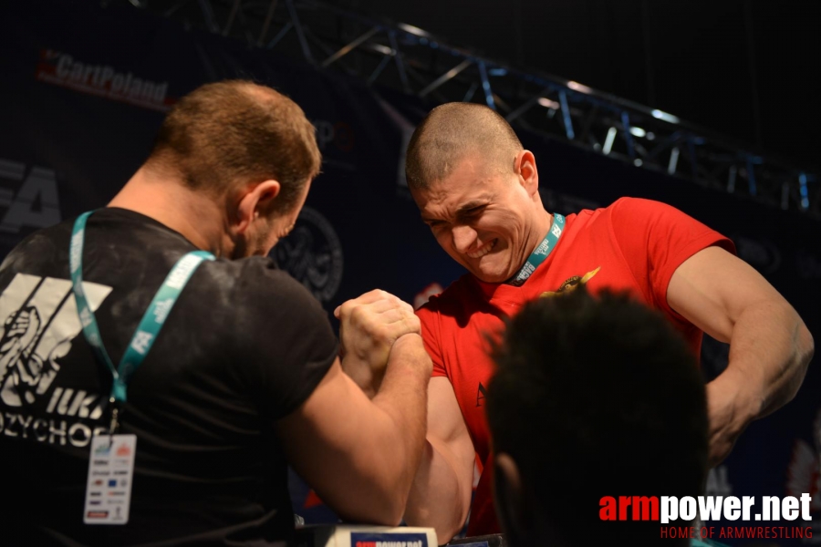 XV MISTRZOSTWA POLSKI - PRAWA RĘKA # Siłowanie na ręce # Armwrestling # Armpower.net