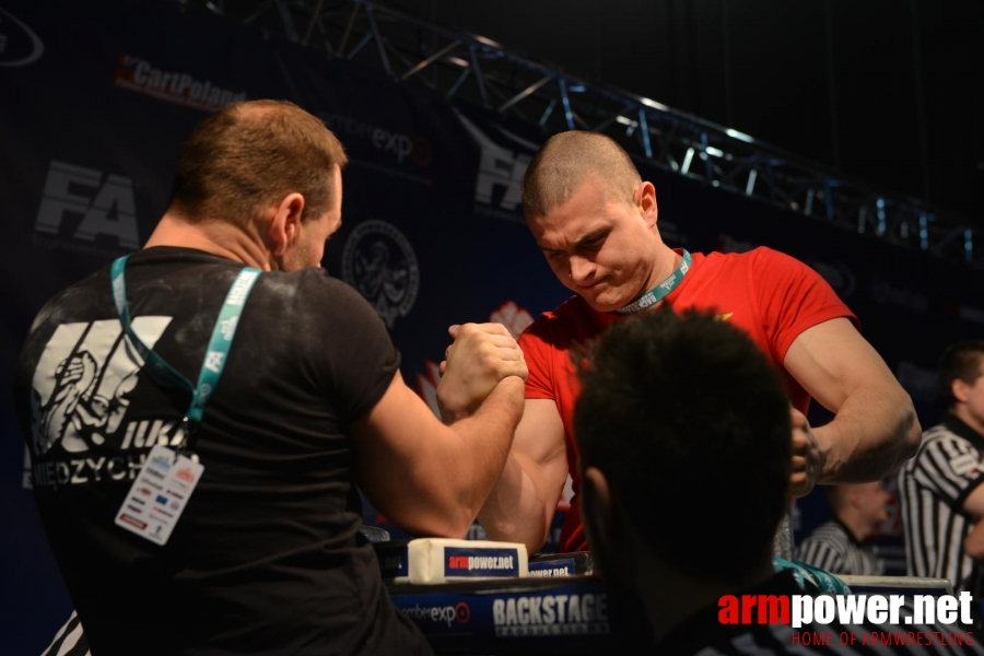 XV MISTRZOSTWA POLSKI - PRAWA RĘKA # Siłowanie na ręce # Armwrestling # Armpower.net