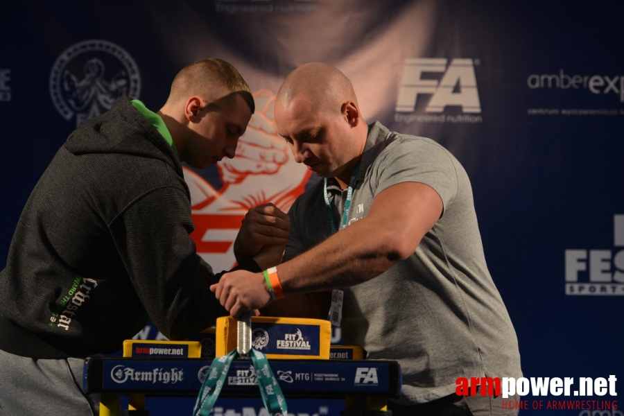 XV MISTRZOSTWA POLSKI - PRAWA RĘKA # Siłowanie na ręce # Armwrestling # Armpower.net