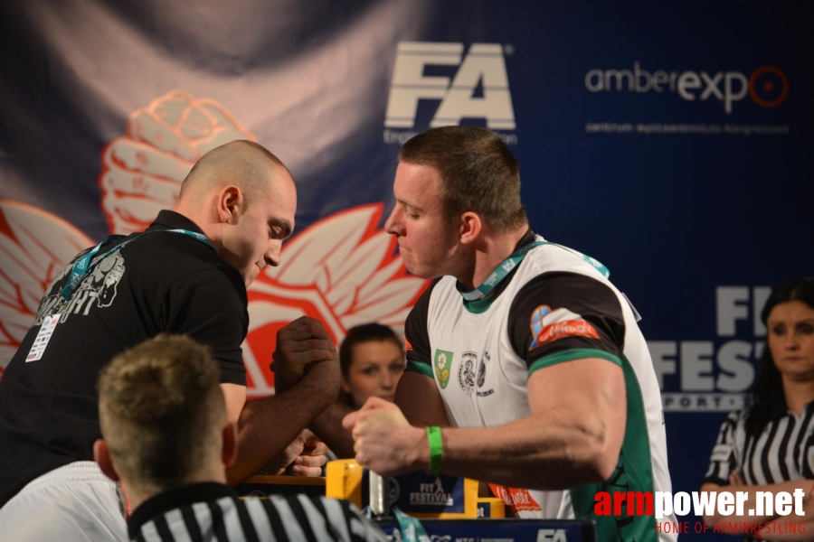 XV MISTRZOSTWA POLSKI - PRAWA RĘKA # Siłowanie na ręce # Armwrestling # Armpower.net