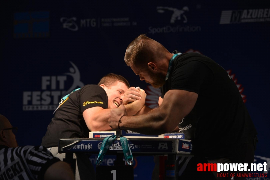 XV MISTRZOSTWA POLSKI - PRAWA RĘKA # Siłowanie na ręce # Armwrestling # Armpower.net