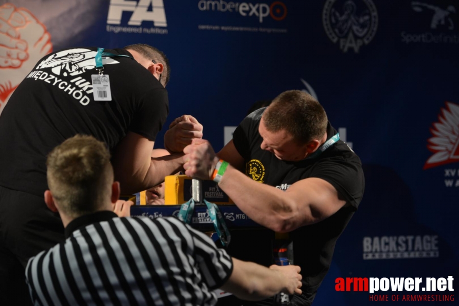 XV MISTRZOSTWA POLSKI - PRAWA RĘKA # Siłowanie na ręce # Armwrestling # Armpower.net