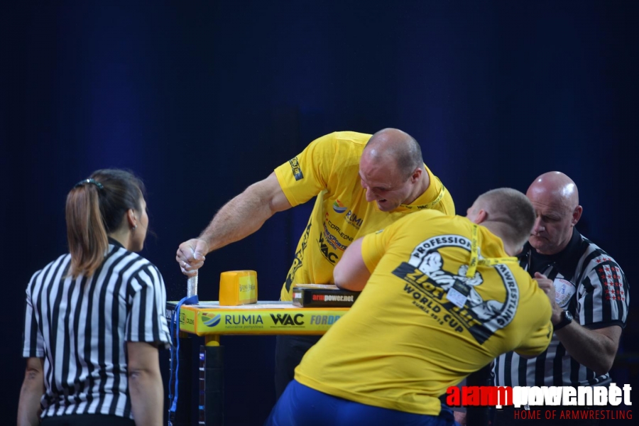 Zloty Tur 2015 - Left Hand # Armwrestling # Armpower.net