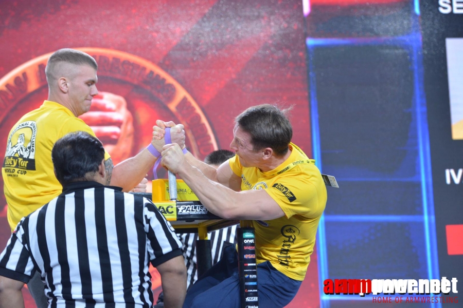 Zloty Tur 2015 - Right Hand # Siłowanie na ręce # Armwrestling # Armpower.net