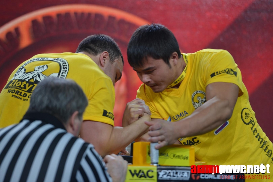 Zloty Tur 2015 - Right Hand # Armwrestling # Armpower.net