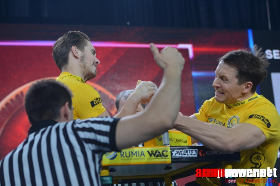 Zloty Tur 2015 - Right Hand # Siłowanie na ręce # Armwrestling # Armpower.net