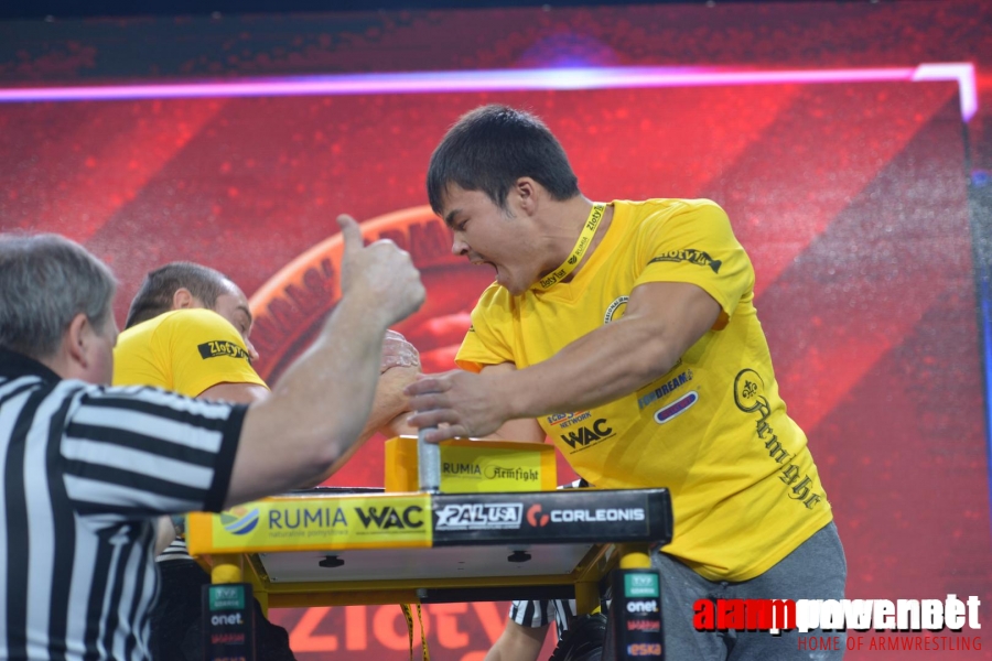 Zloty Tur 2015 - Right Hand # Armwrestling # Armpower.net