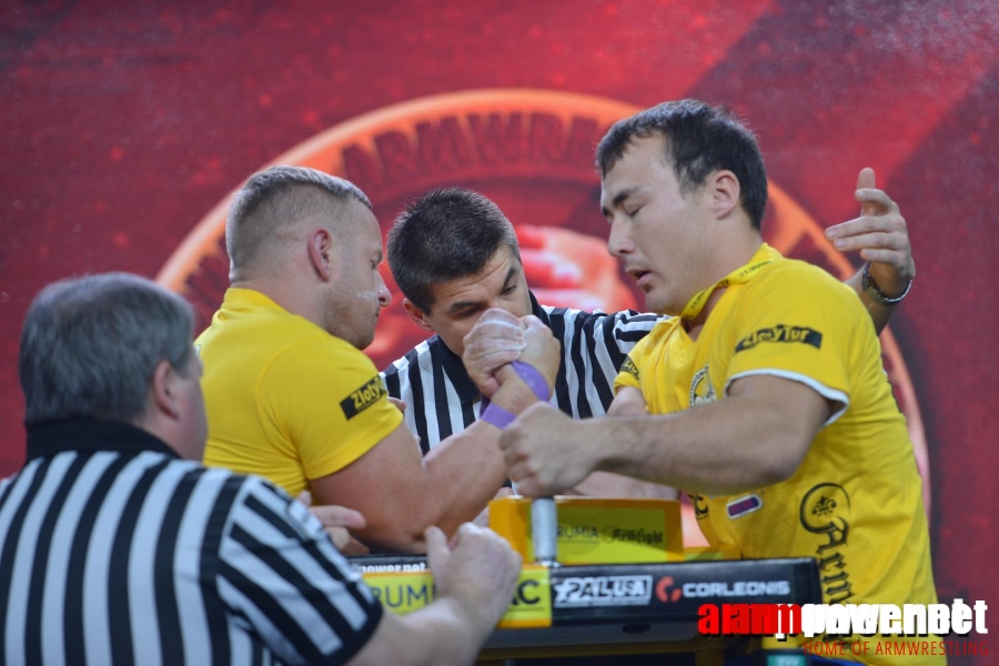 Zloty Tur 2015 - Right Hand # Siłowanie na ręce # Armwrestling # Armpower.net