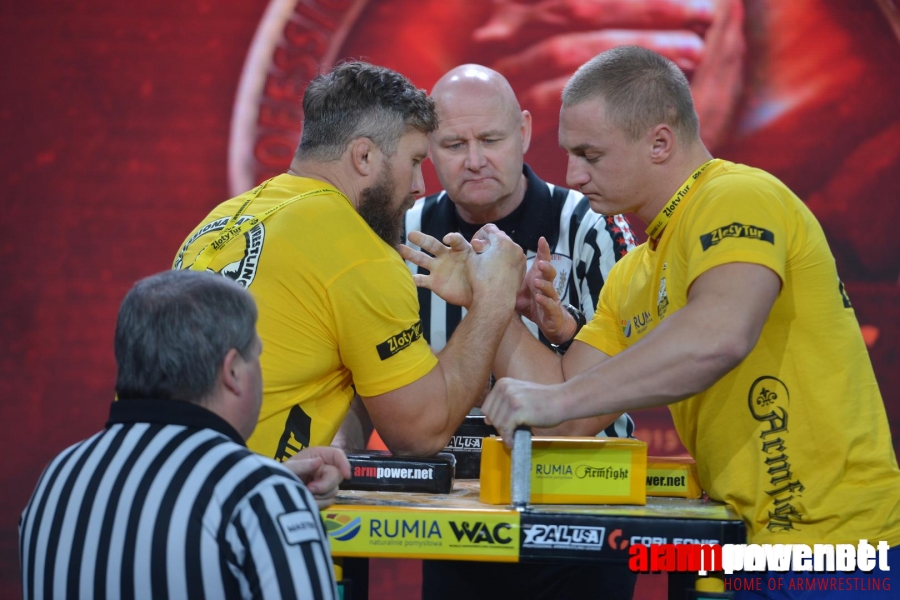 Zloty Tur 2015 - Right Hand # Siłowanie na ręce # Armwrestling # Armpower.net