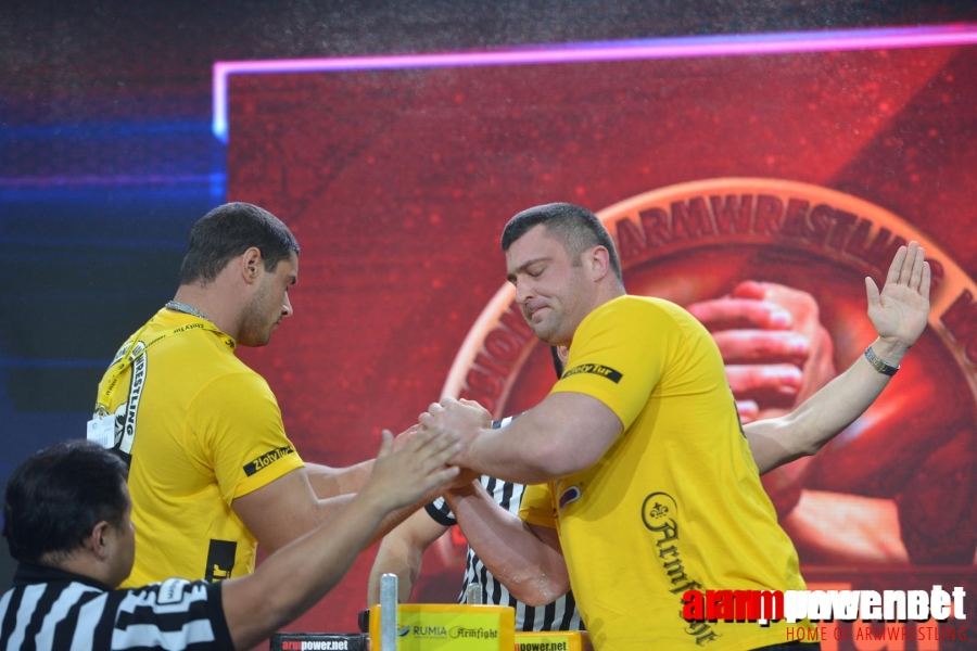 Zloty Tur 2015 - Right Hand # Siłowanie na ręce # Armwrestling # Armpower.net