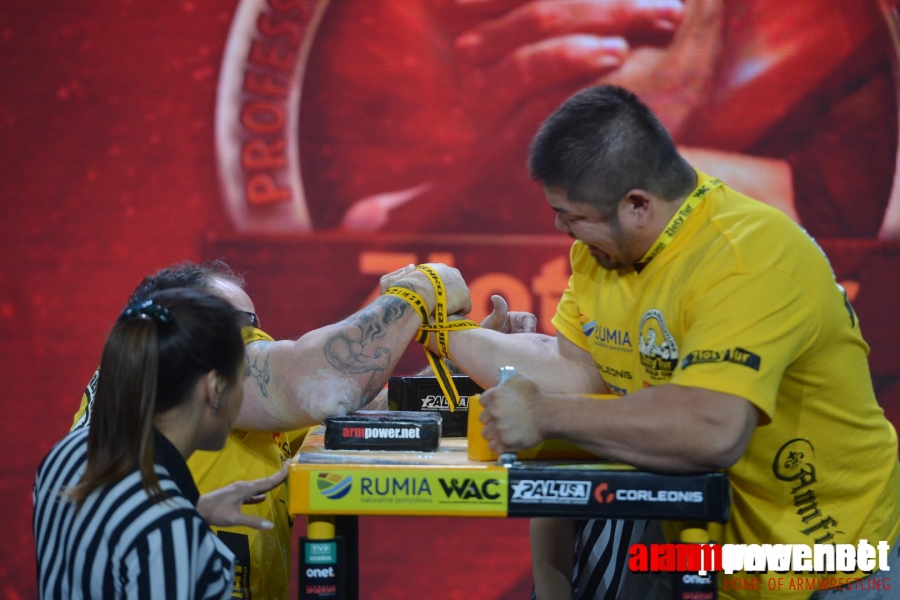 Zloty Tur 2015 - Right Hand # Siłowanie na ręce # Armwrestling # Armpower.net