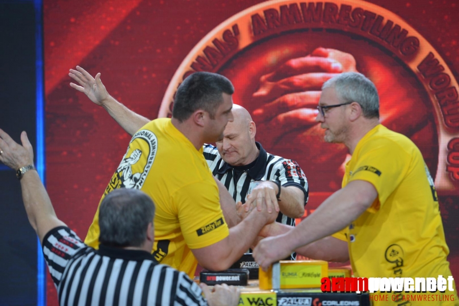 Zloty Tur 2015 - Right Hand # Siłowanie na ręce # Armwrestling # Armpower.net